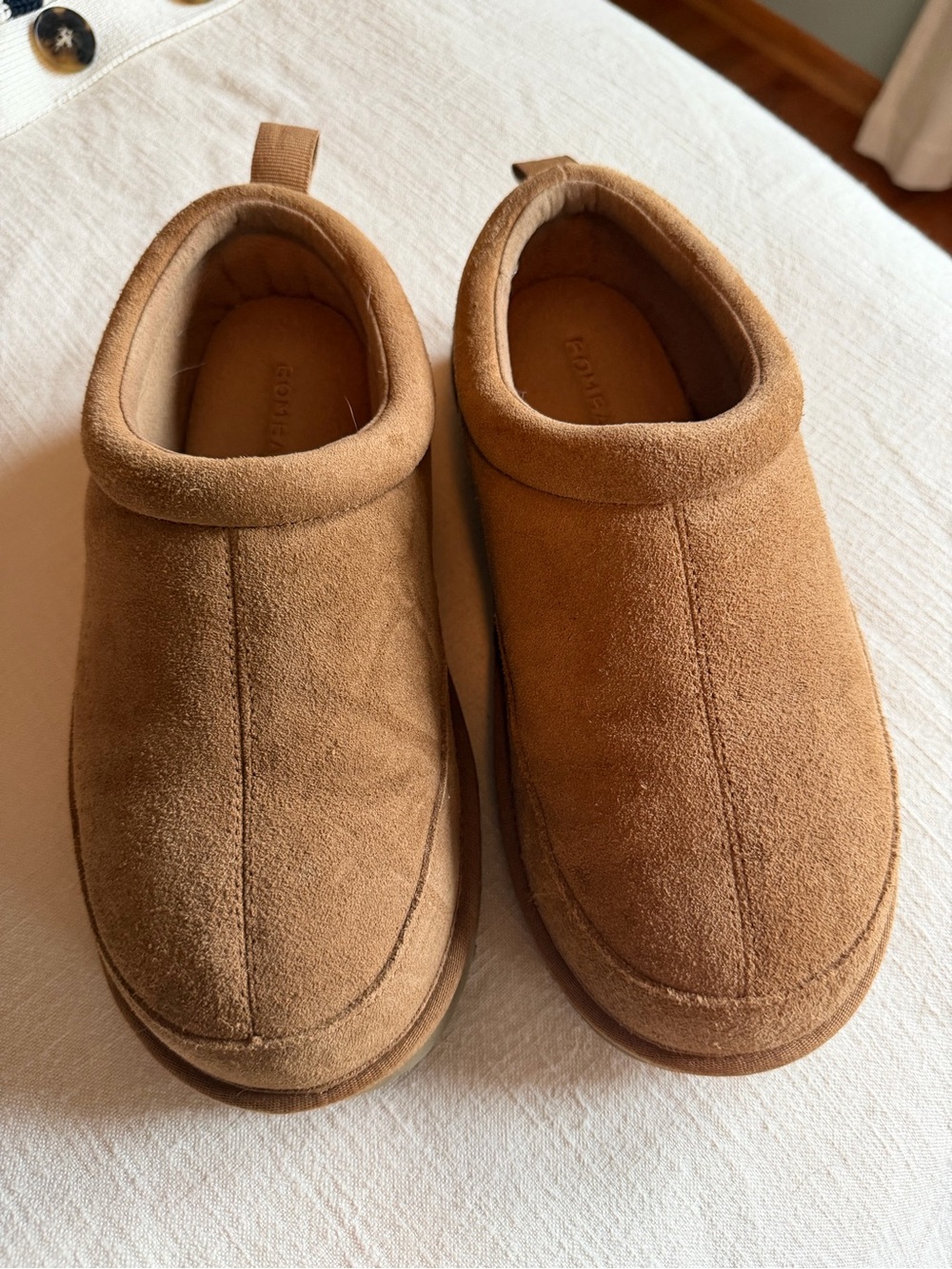 BOMBAS Saturday Suede Slip-on - Picture 2 of 4